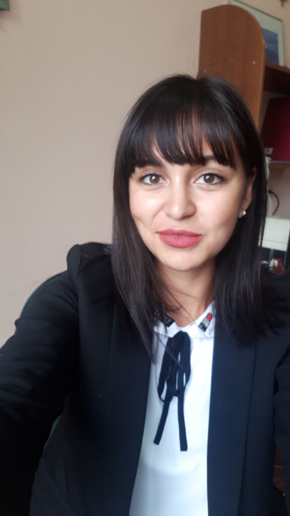 Это изображение имеет пустой атрибут alt; его имя файла - foto-Galkina-576x1024.jpeg